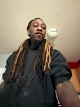 Snapshot of Scattyboo chatting on 12.15.25 Scattyboo online show from 12.15.25