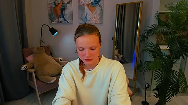 Snapshot of Ginger_Emma chatting on 09.11.25 Ginger Emma online show from 09.11.25