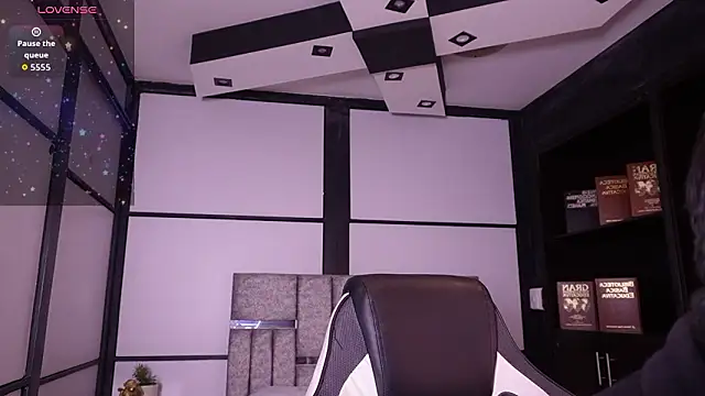 Snapshot of LiamDeep chatting on 02.01.26 LiamDeep online show from 02.01.26