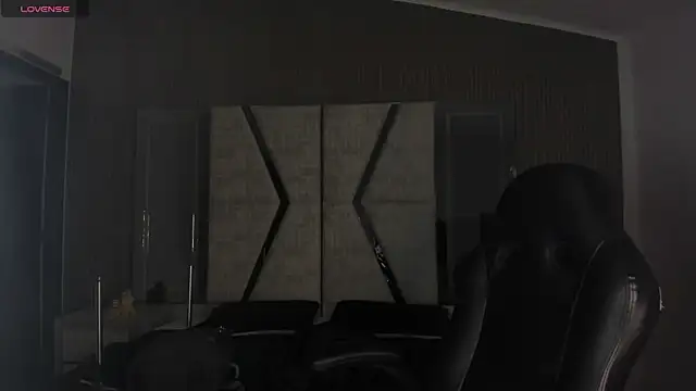 Snapshot of LiamDeep chatting on 02.19.26 LiamDeep online show from 02.19.26