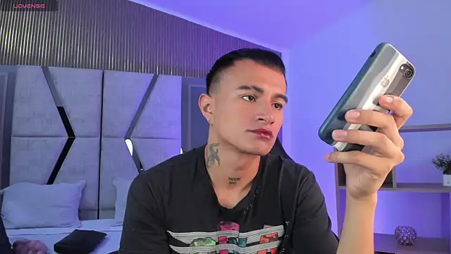 Snapshot of LiamDeep chatting on 02.23.26 LiamDeep online show from 02.23.26