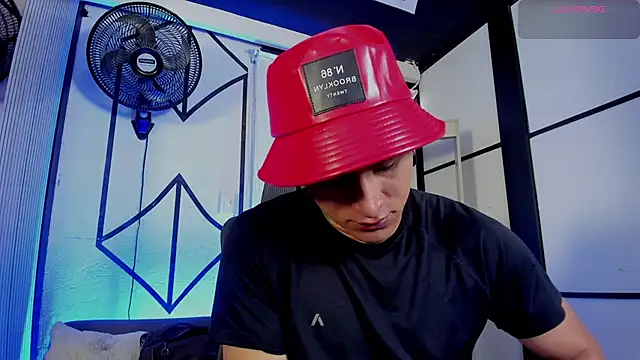 Snapshot of LiamDeep chatting on 06.07.26 LiamDeep online show from 06.07.26