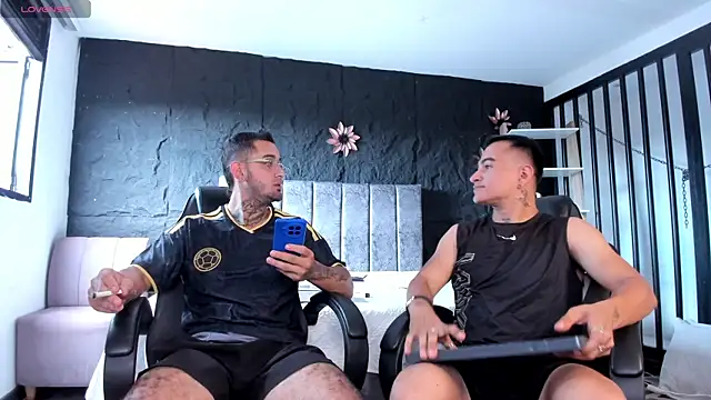 Snapshot of LiamDeep chatting on 06.17.26 LiamDeep online show from 06.17.26