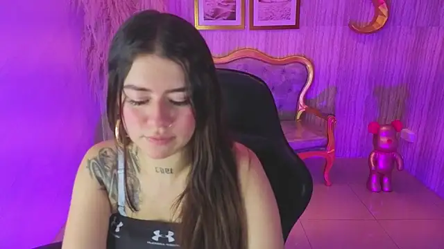 ivy lodge s online show from 10.02.25