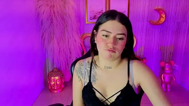 ivy lodge s online show from 10.04.25