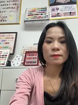 Baby-mmm online show from 10.26.25