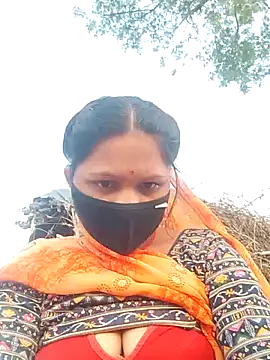 Snapshot of Sabnam_thakurr chatting on 11.13.25 Sabnam thakurr online show from 11.13.25