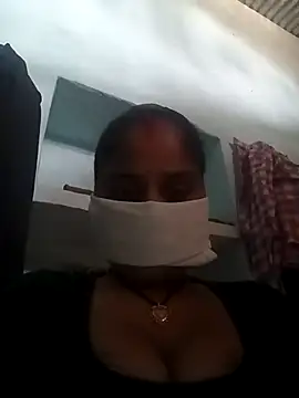 Snapshot of Sheema_tyagi chatting on 10.24.25 Sheema tyagi online show from 10.24.25