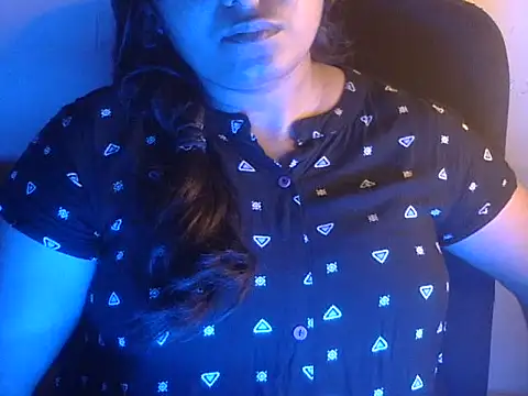 Aanya Hazel online show from 09.21.25