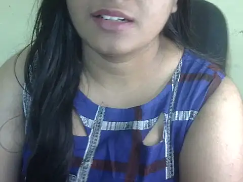 Aanya Hazel online show from 01.10.26