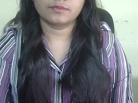 Aanya Hazel online show from 01.17.26