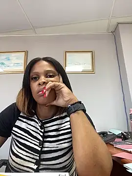 Snapshot of 031bubbles chatting on 02.25.26 031bubbles online show from 02.25.26