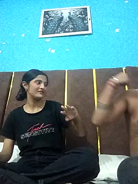 romantic couple1 online show from 09.15.25