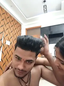 romantic couple1 online show from 10.17.25