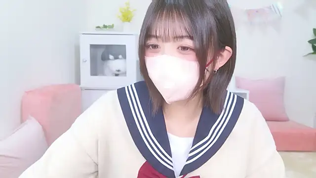 Snapshot of Hinata_Sun chatting on 10.25.25 Hinata Sun online show from 10.25.25