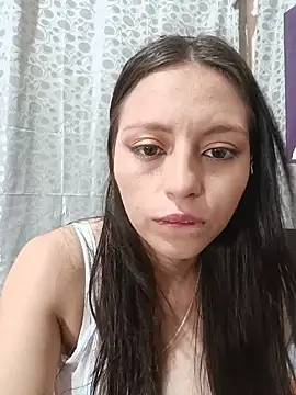 Snapshot of Lahila_ chatting on 05.20.26 Lahila online show from 05.20.26