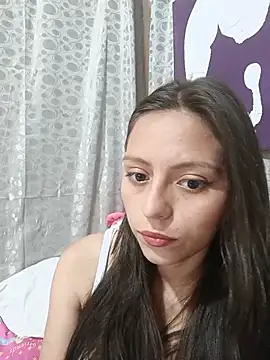 Snapshot of Lahila_ chatting on 05.23.26 Lahila online show from 05.23.26