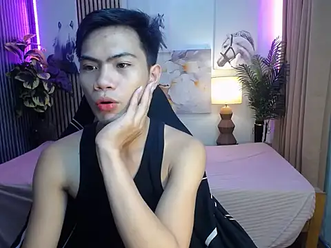 Snapshot of alex_cummer chatting on 02.02.26 alex cummer online show from 02.02.26