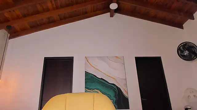 Sofi Moreno online show from 10.30.25