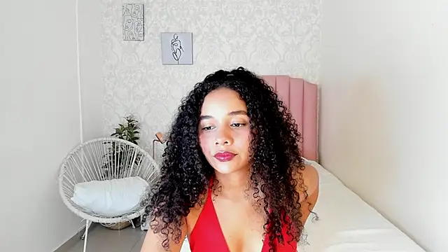 esther sofia online show from 04.30.26