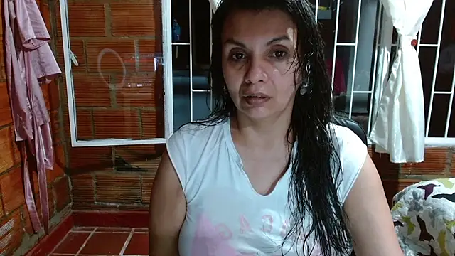 Snapshot of Milf_Fantassyy chatting on 09.11.25 Milf Fantassyy online show from 09.11.25
