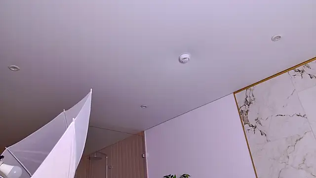 Snapshot of AmadaReine chatting on 10.23.25 AmadaReine online show from 10.23.25