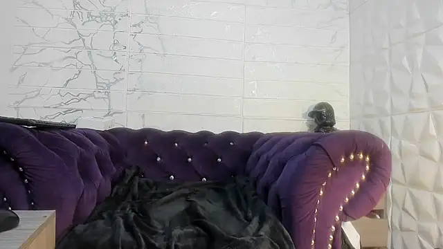 Snapshot of Alisha_Evans_Rs chatting on 10.23.25 Alisha Evans Rs online show from 10.23.25