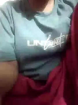Snapshot of hezabi_queen07 chatting on 09.22.25 hezabi queen07 online show from 09.22.25