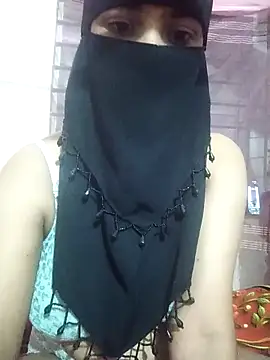 Snapshot of hezabi_queen07 chatting on 09.24.25 hezabi queen07 online show from 09.24.25