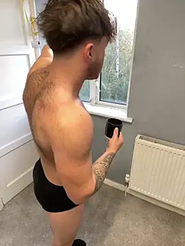 harleybarker online show from 10.30.25