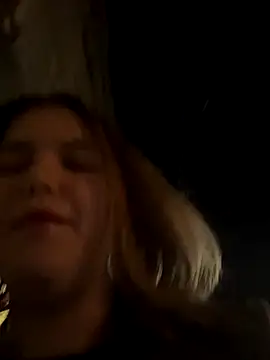 Snapshot of IssadoraaPink chatting on 09.23.25 IssadoraaPink online show from 09.23.25