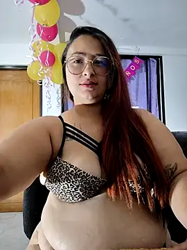 Freyacooper online show from 03.05.26