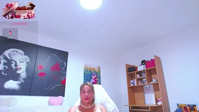 DelyaMonroe online show from 06.14.26
