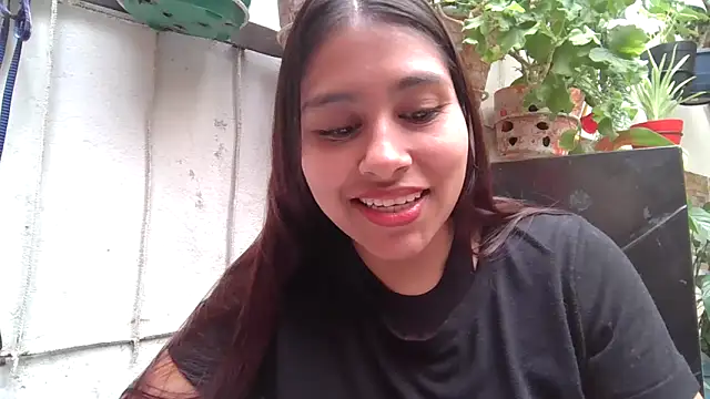 Snapshot of zairabreze chatting on 11.05.25 zairabreze online show from 11.05.25