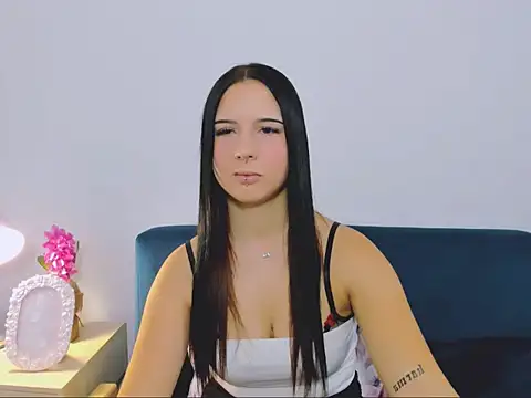 TaliaAdorable online show from 11.21.25