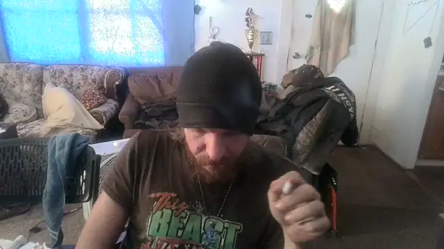 Poundtown1226 online show from 09.09.25