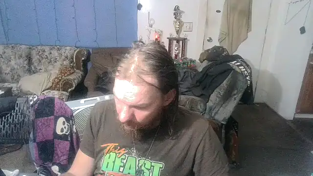 Poundtown1226 online show from 09.10.25