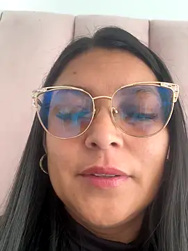 Zui Rouse online show from 09.22.25