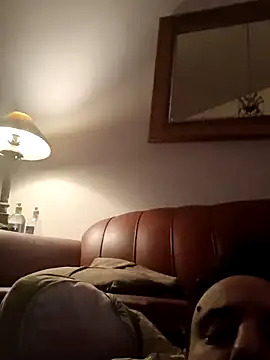 Snapshot of Marizoka chatting on 11.12.25 Marizoka online show from 11.12.25