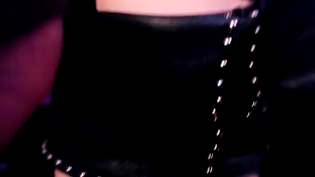 Snapshot of MistressJolie chatting on 12.22.24 MistressJolie online show from 12.22.24