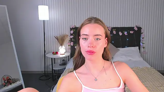 Ameli Povilain online show from 09.30.25