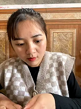 Lonnina online show from 11.15.25