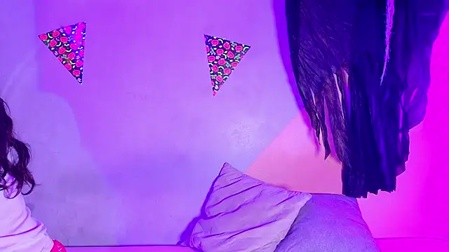 Laura and Kevin online show from 10.30.25