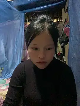 O o UwU o O online show from 11.05.25