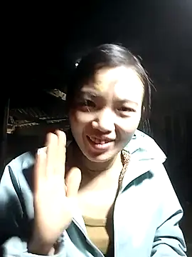 ngan-cute online show from 11.03.25