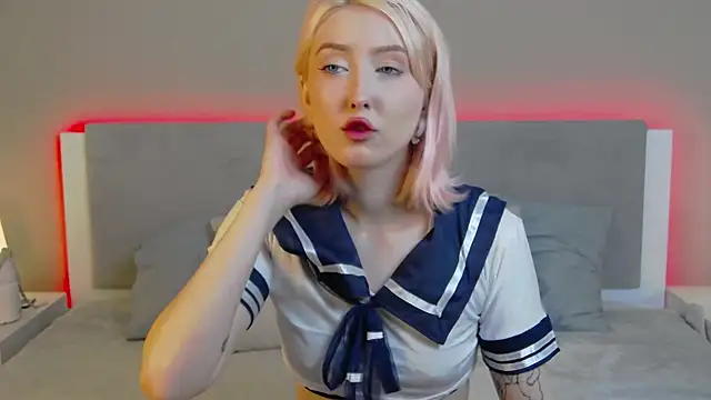 MarianeSun online show from 06.16.26