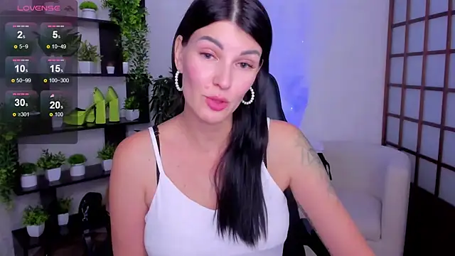 O1d Lady online show from 10.08.25