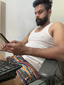 Vineeth3906 online show from 04.08.26