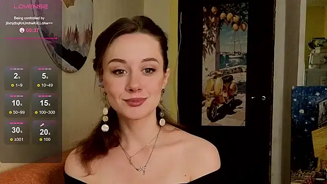Snapshot of SkyHelen chatting on 06.02.26 SkyHelen online show from 06.02.26