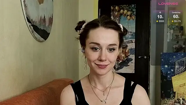 Snapshot of SkyHelen chatting on 06.08.26 SkyHelen online show from 06.08.26